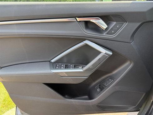 New 2025 Audi Q3 2.0T Premium image 22