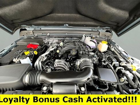 New 2025 Jeep Gladiator Sport image 12