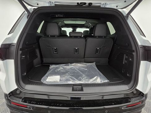 New 2026 Buick Enclave Sport Touring w/ Super Cruise Package image 17