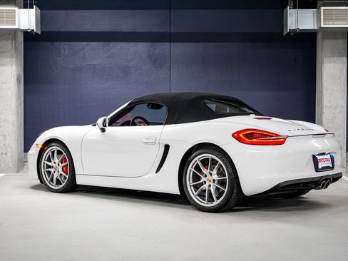 Used 2013 Porsche Boxster S RWD image 8