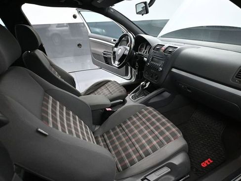 Used 2006 Volkswagen GTI 2.0T 2-Door image 37