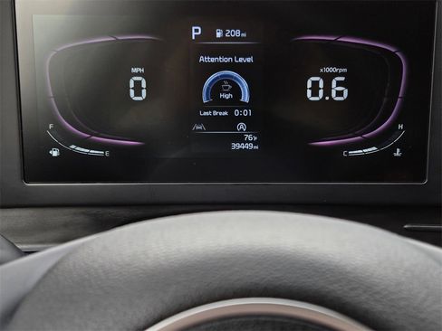 Certified 2024 Kia Sportage LX image 6