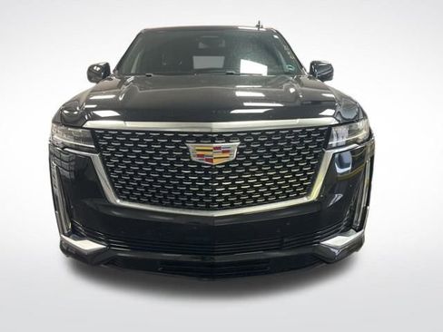 Certified 2024 Cadillac Escalade ESV Luxury image 8