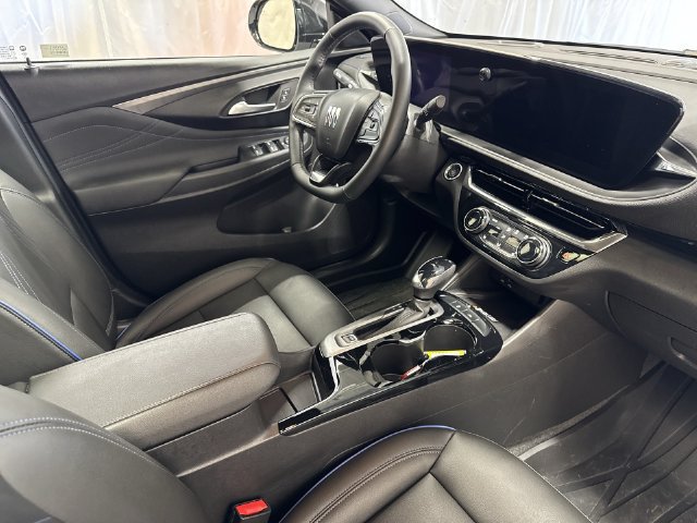 Used 2024 Buick Envista Sport Touring w/ Convenience I Package FWD image 28