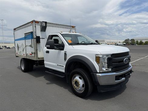 Used 2019 Ford F550 4x4 Regular Cab Super Duty image 18