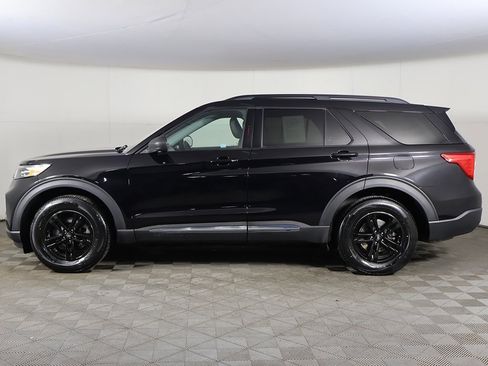 Used 2020 Ford Explorer XLT w/ Equipment Group 202A image 17