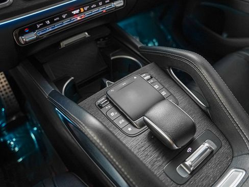 Certified 2021 Mercedes-Benz GLS 580 4MATIC image 19