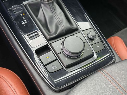 Used 2024 MAZDA CX-30 Carbon image 32
