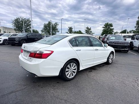 Used 2015 Honda Accord EX-L image 9
