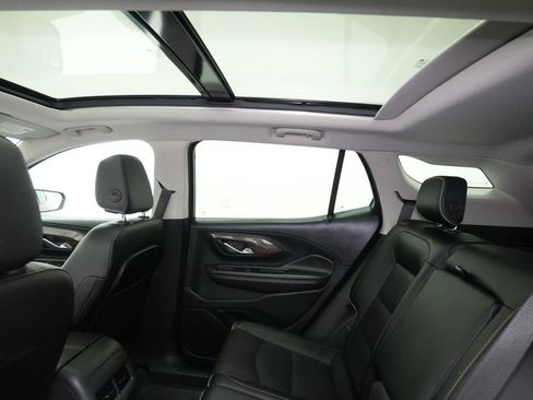 Used 2020 GMC Terrain Denali w/ Denali Premium Package AWD/4WD image 24