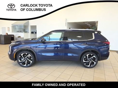 Used 2024 Mitsubishi Outlander SEL AWD/4WD image 3