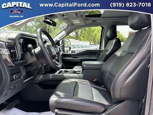 Certified 2025 Ford F250 Lariat w/ Lariat Ultimate Package AWD/4WD image 23
