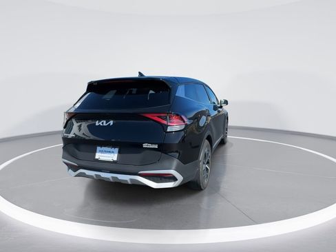 Used 2025 Kia Sportage EX image 9