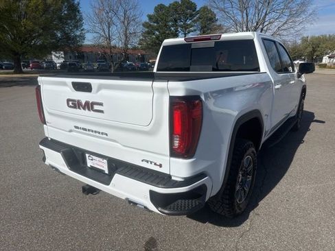 Used 2024 GMC Sierra 1500 AT4 w/ AT4 Premium Package image 5