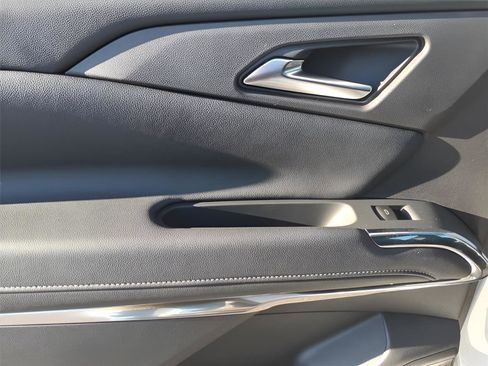 New 2026 Chevrolet Traverse LT w/ Sun and Wheel Package image 10