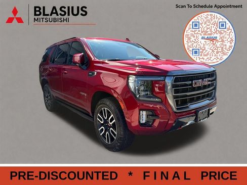 Used 2023 GMC Yukon AT4 w/ AT4 Premium Package AWD/4WD image 6