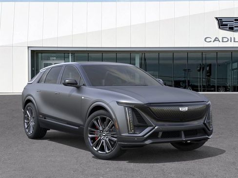 New 2026 Cadillac Lyriq V w/ Exterior Carbon Fiber Package image 7