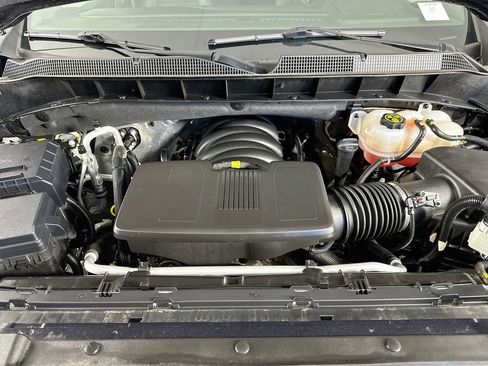 Used 2023 Chevrolet Silverado 1500 LT w/ Safety Package AWD/4WD image 37