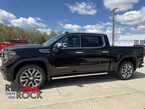 New 2026 GMC Sierra 1500 Denali w/ Denali Reserve Package AWD/4WD image 8