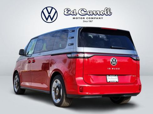 New 2025 Volkswagen ID. Buzz Pro S Plus AWD/4WD image 5