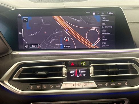 Used 2020 BMW X7 M50i image 13