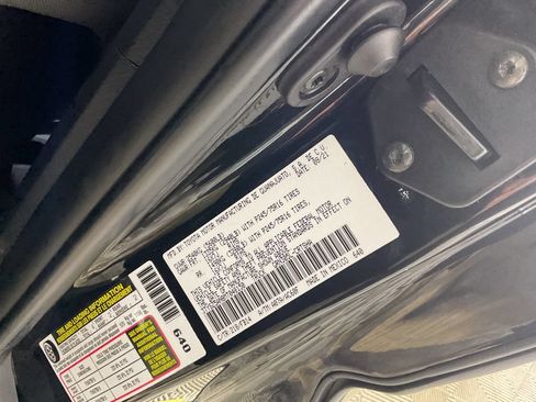 Used 2021 Toyota Tacoma SR w/ SX Package AWD/4WD image 27