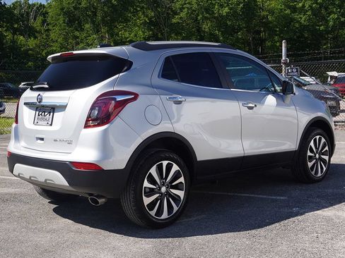 Used 2022 Buick Encore Preferred w/ Safety Package AWD/4WD image 7