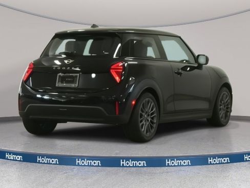 Certified 2025 MINI Cooper 2-Door Hardtop image 5