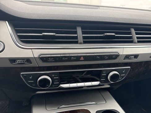 Used 2019 Audi Q7 2.0T Premium Plus w/ Premium Plus Package image 19
