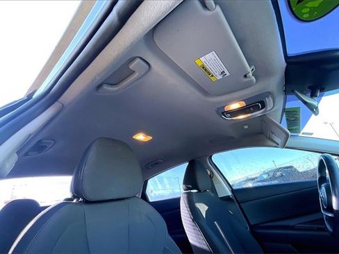 Used 2021 Hyundai Elantra SEL w/ Convenience Package image 17