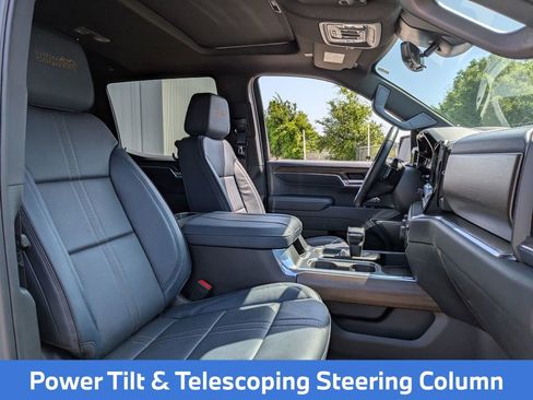 Used 2024 Chevrolet Silverado 1500 High Country w/ High Country Premium Package AWD/4WD image 32