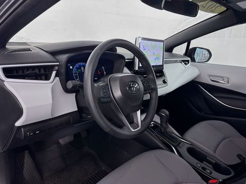 Used 2025 Toyota Corolla FX w/ Convenience Package FWD image 12