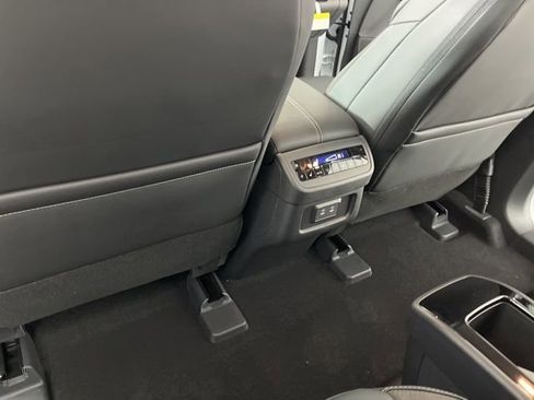 New 2026 Nissan Pathfinder SL w/ SL Premium Package image 47