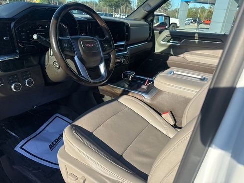 Used 2022 GMC Sierra 1500 SLT w/ SLT Convenience Package image 7