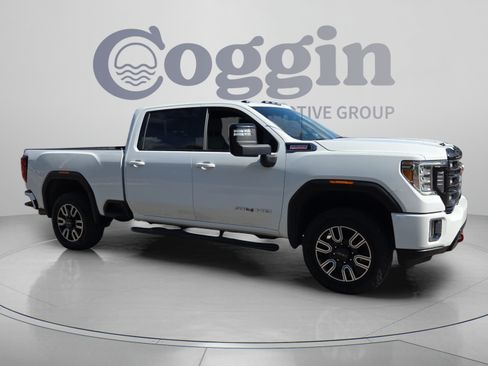 Certified 2022 GMC Sierra 2500 AT4 w/ Gooseneck/5TH Wheel Package AWD/4WD image 7