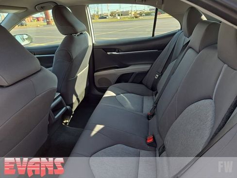 Used 2023 Toyota Camry LE image 21