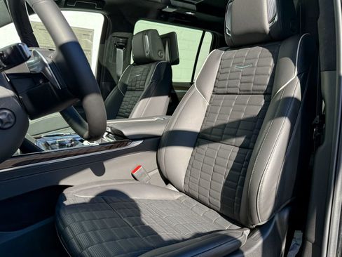 New 2025 Cadillac Escalade ESV Premium Luxury Platinum w/ LPO, Floor Liner Package image 14