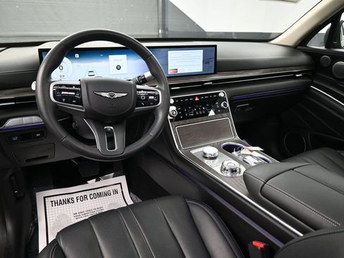 Used 2025 Genesis GV80 2.5T Advanced AWD/4WD image 13