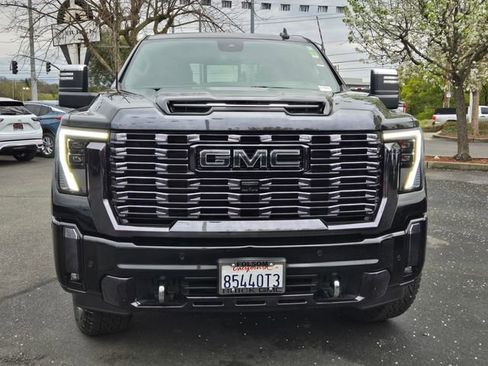 Used 2024 GMC Sierra 2500 Denali Ultimate w/ Max Trailering Package image 2