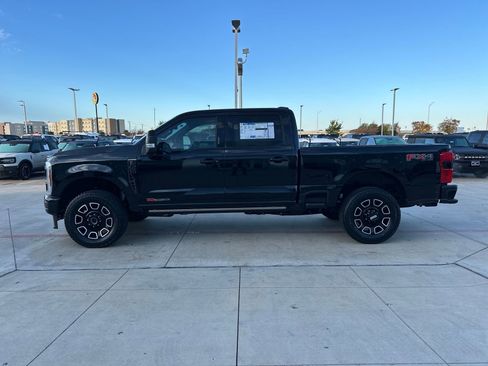 New 2026 Ford F350 Platinum w/ FX4 Off-Road Package AWD/4WD image 2