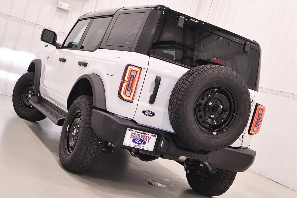 New 2026 Ford Bronco Outer Banks AWD/4WD image 32