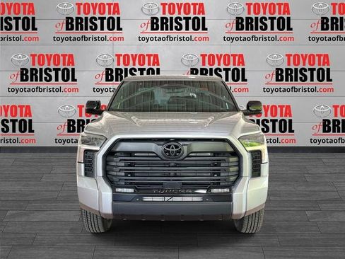New 2026 Toyota Tundra Limited AWD/4WD image 9