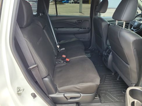Used 2022 Honda Passport EX-L image 10