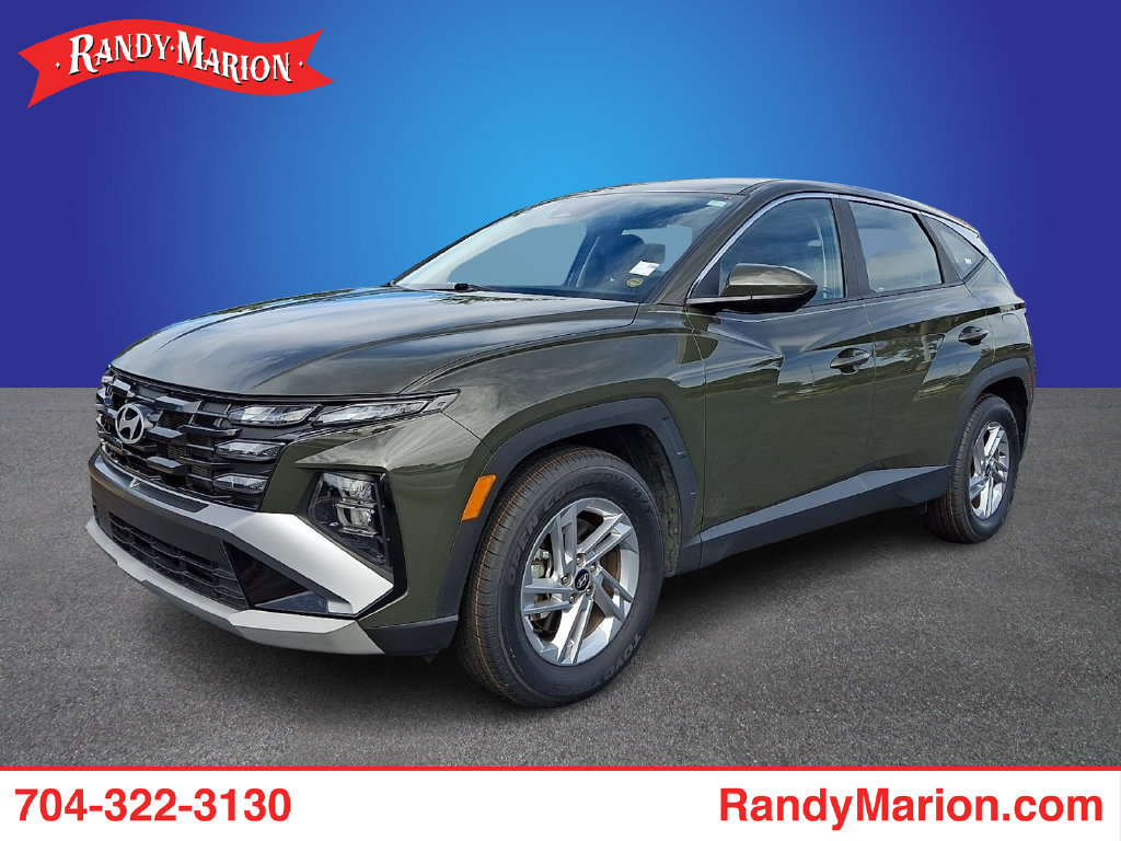 Used 2025 Hyundai Tucson SE FWD image 1