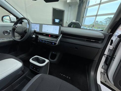 Used 2024 Hyundai Ioniq 5 SEL AWD/4WD image 28