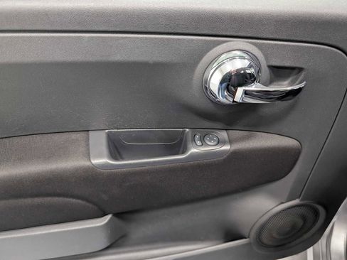 Used 2017 FIAT 500 Pop FWD image 31