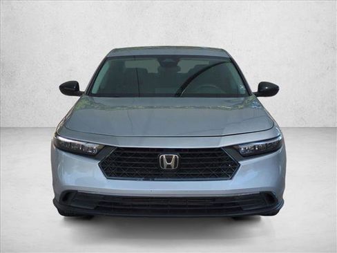 Used 2025 Honda Accord LX image 2