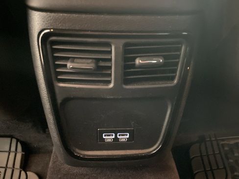 Used 2018 Dodge Charger GT w/ Navigation & Travel Group image 30