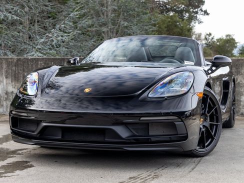 Certified 2025 Porsche 718 Boxster GTS image 7