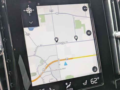 Used 2022 Volvo XC40 T5 R-Design w/ Protection Package Premier image 12